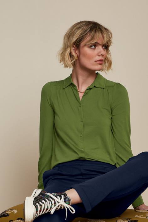 Kvinder carina bluse ecovero light King Louie olivengrøn beklædning 60B4134